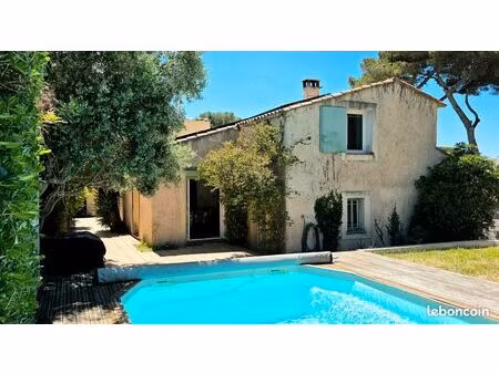 agréable villa t5 140m² familiale pp bord de mer 679m² piscine