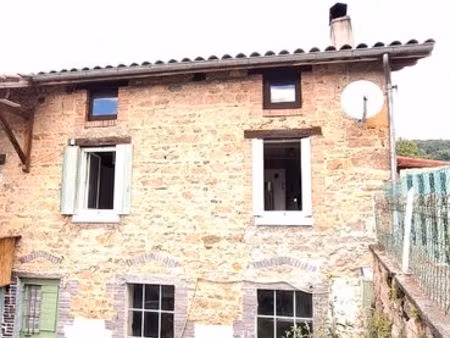 maison en pierre dorées a vendre a valsonne
