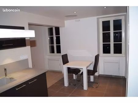 studio meublé au calme