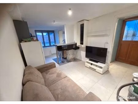 t2 meublé 39m2 rdc terrasse/jardin loyer 450e