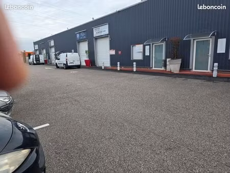 local commercial