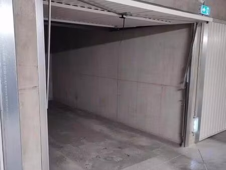 garage double sécurisé (box)