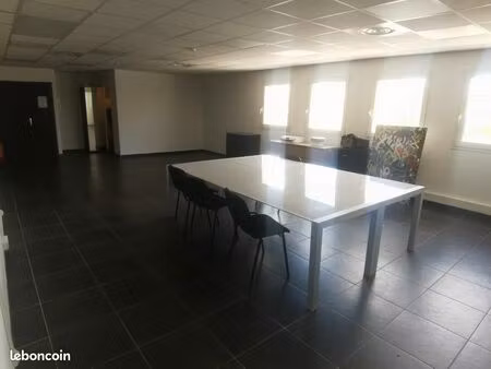 bureau 94m2 allauch zac fontvieille
