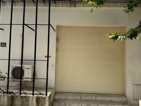 local commercial à eoures