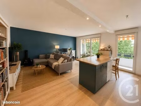 appartement 3 pièces 65 m²
