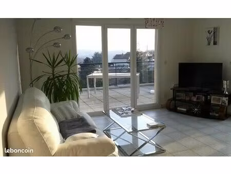 t2 lumineux 46 m² + terrasse 26 m² et parking – saint-symphorien-sur-coise