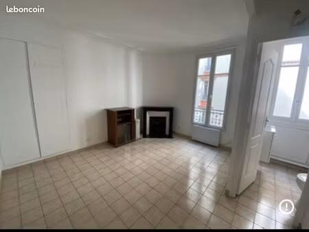 location studio proximité rue du commerce