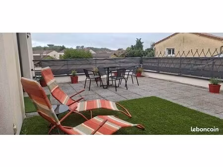 t3 63m2 atypique avec terrasse 37 m2 +balcon 12m2