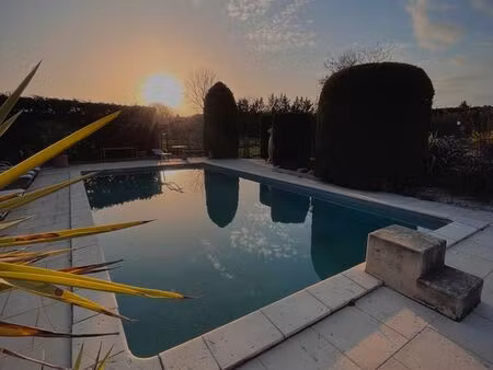 maison familiale 135m2 avec jardin et piscine proche village