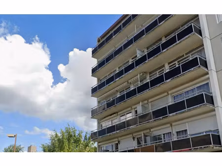 location appartement  63.11 m² t-3 à livry-gargan  1 150 €