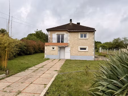 briare - maison élevée sur sous-sol + jardin