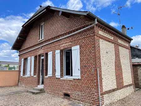 maison les thilliers en vexin 5 pièce(s) 77 m2