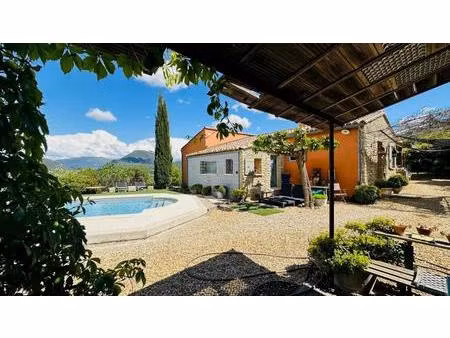 à vendre - superbe propriété villa 192m² terrain 3900m² piscine vues imprenables mont vent