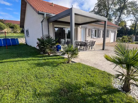 villa plain pied / 675m2 de terrain /parmilieu