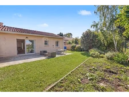 superbe villa de plain-pied de 93 m² à saint-hilaire