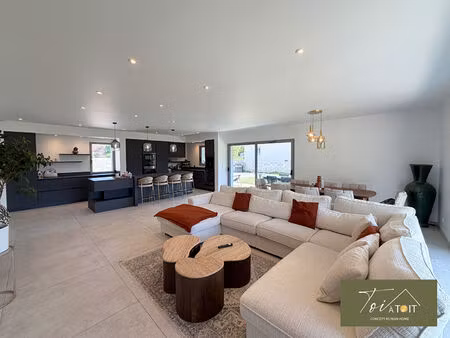 serres - villa contemporaine de 171 m² - terrain de 1705 m²