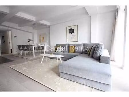porte de namur/toison d'or appartement deux chambre meublé