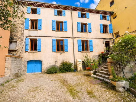 le teil immeuble de rapport de 325 m2