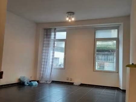 appartement 2 ch. – centre neufchateau