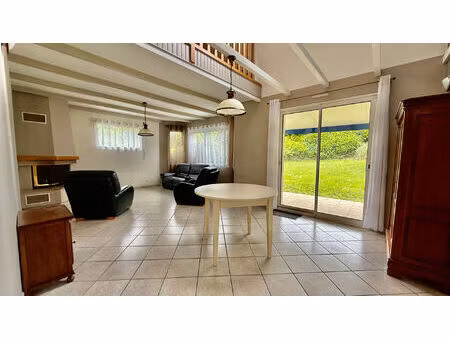 maison 90 m2 - véranda - terrain de 1100m2 - guilers