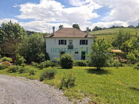 maison souletine aux portes de mauléon-licharre