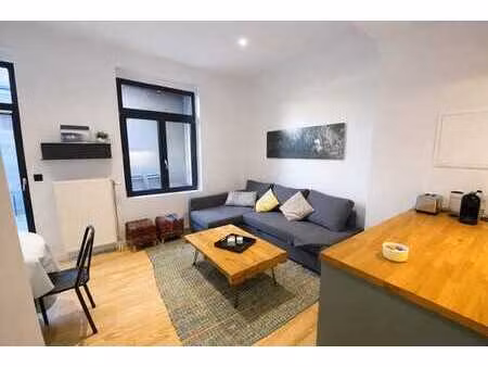 studio 1 chambre avec cour 14m²