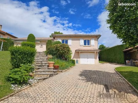 maison 6 pièces 110 m²