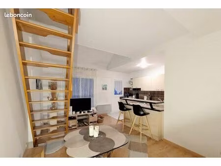 appartement meublé t1 bis avec mezzanine – 34 m² carrez / 39 m² au sol – épinay-sur-orge