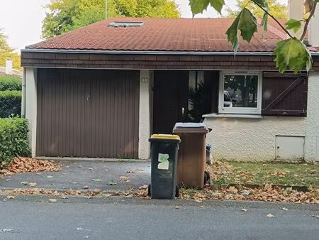 maison 3 chambres + loggia/bureau  jardin  garage et parkings – lisses – 80 m² – 1400 cc