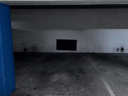 parking voiture montrouge