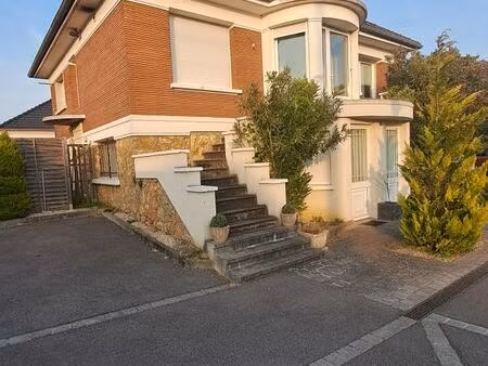 studio 36m2 - parking - lumineux - résidence privée - parking - saulx les chatreux charges
