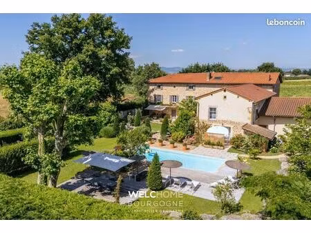propriété 15 pièces 485 m²