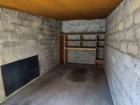 garage/box 15m2
