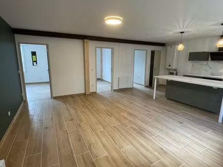 appartement t3 70m2
