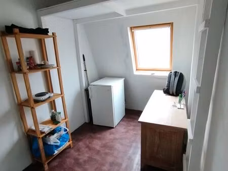 8 m2 à vivre 75016 420/mois