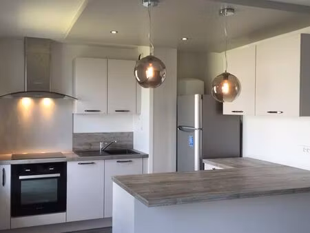t2 lumineux de 49 m² avec grand balcon – sainte-geneviève-des-bois
