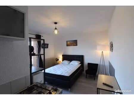 immeuble 5 studios - double potentiel locatif - bourg-saint-andéol