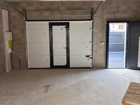 local commercial 70 m²