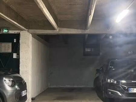 place de parking bagneux