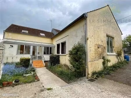 maison 5 pièces 136 m²