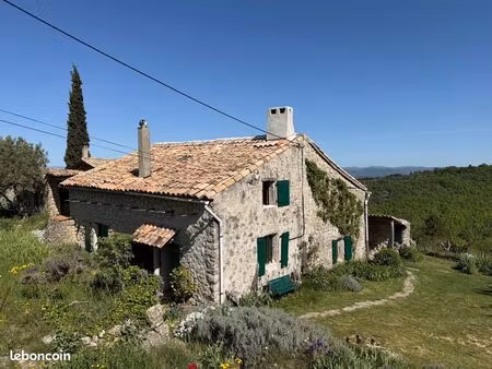 maison 9 pièces 192 m²