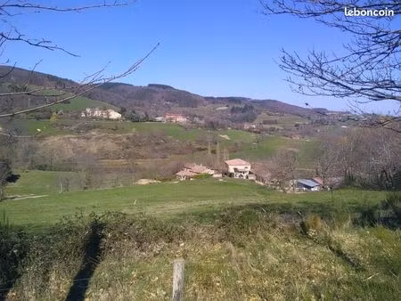 2 maisons mitoyennes dans hameau rural