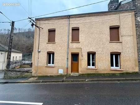 maison familiale rénovée avec terrasse – bogny-sur-meuse (ardennes)