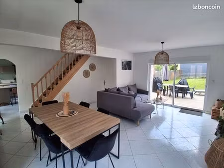 maison 5 pièces 106 m²