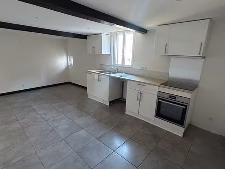maison t4 à louer aux escoussens
