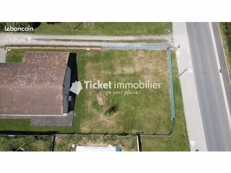 terrain 338 m² merville