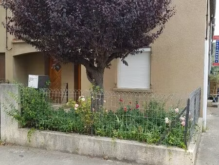 t4 à louer