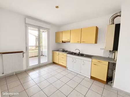 appartement 3 pièces 68 m²