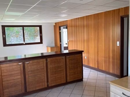 à louer f3 quartier hôpital de mauriac