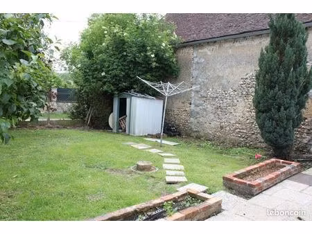 loue maison f 3